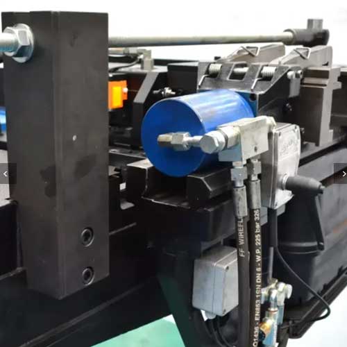 EB76 CNCV7S putken taivutin ytimell&auml;