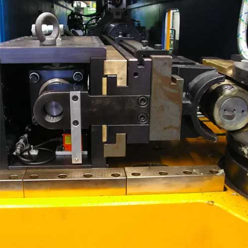 GB200 SNC Putken taivutin ytimellä